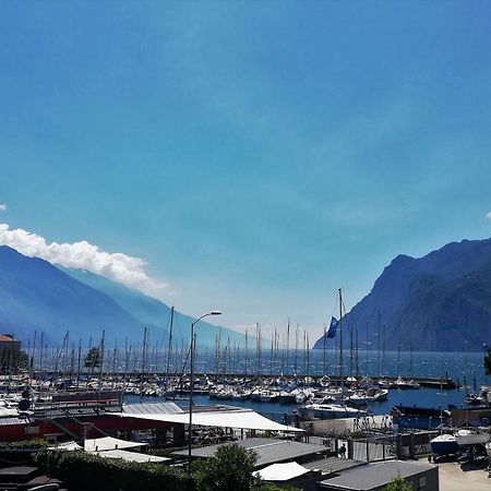 Residence Cristine Riva del Garda Exterior foto