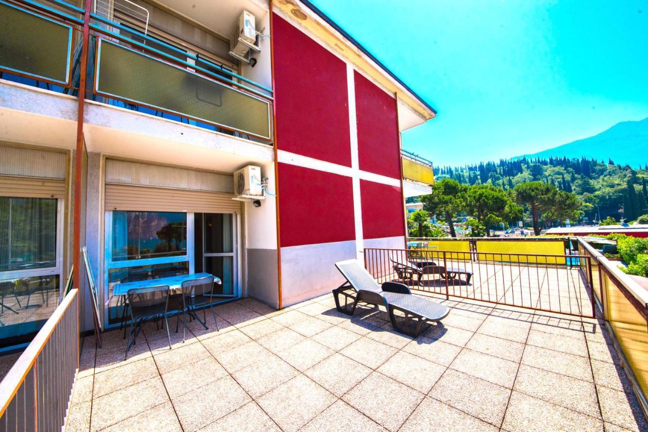 Residence Cristine Riva del Garda Exterior foto