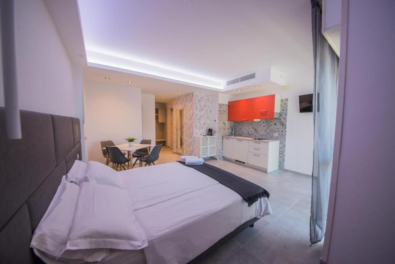 Residence Cristine Riva del Garda Exterior foto