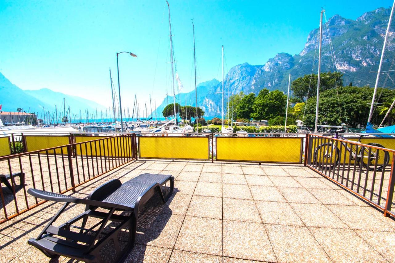 Residence Cristine Riva del Garda Exterior foto